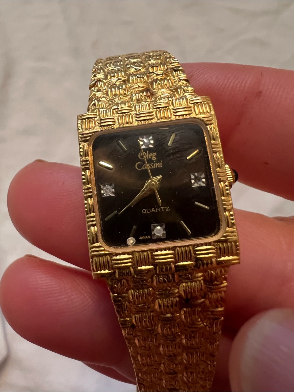 Vintage Oleg Cassini Gold Tone Watch Black Dial&Crystal Accent Basketweave Band